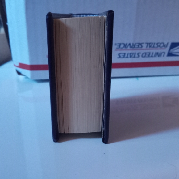 Macbeth William Shakespeare mini book - Picture 2 of 5